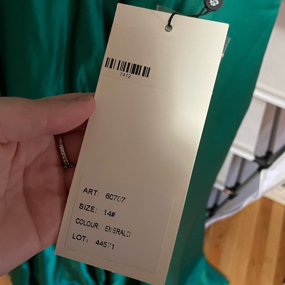 PROM DRESS - Picture 5 of 6